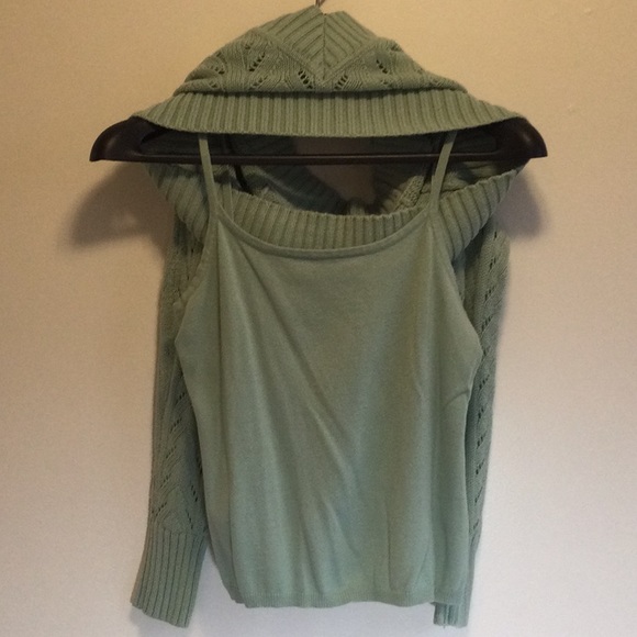 Sonoma green/blue v-neck sweater with matching sweater tank underneath - Picture 5 of 5